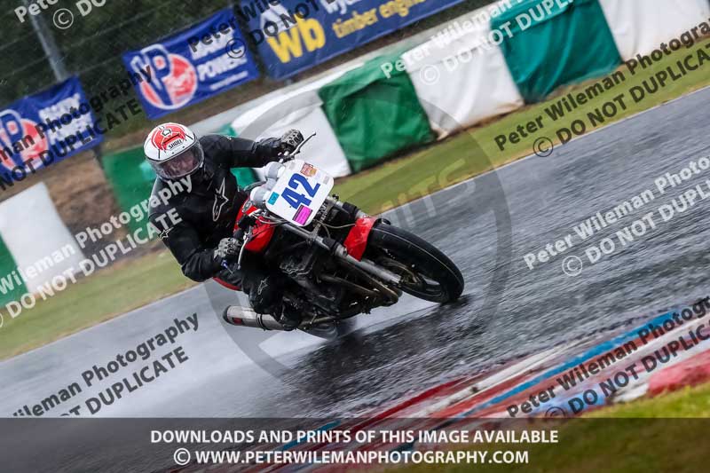 enduro digital images;event digital images;eventdigitalimages;mallory park;mallory park photographs;mallory park trackday;mallory park trackday photographs;no limits trackdays;peter wileman photography;racing digital images;trackday digital images;trackday photos